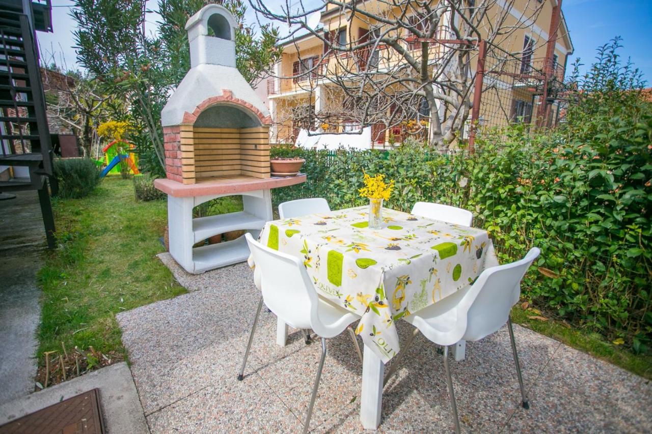 Apartment House Matosevic Porec Exterior photo