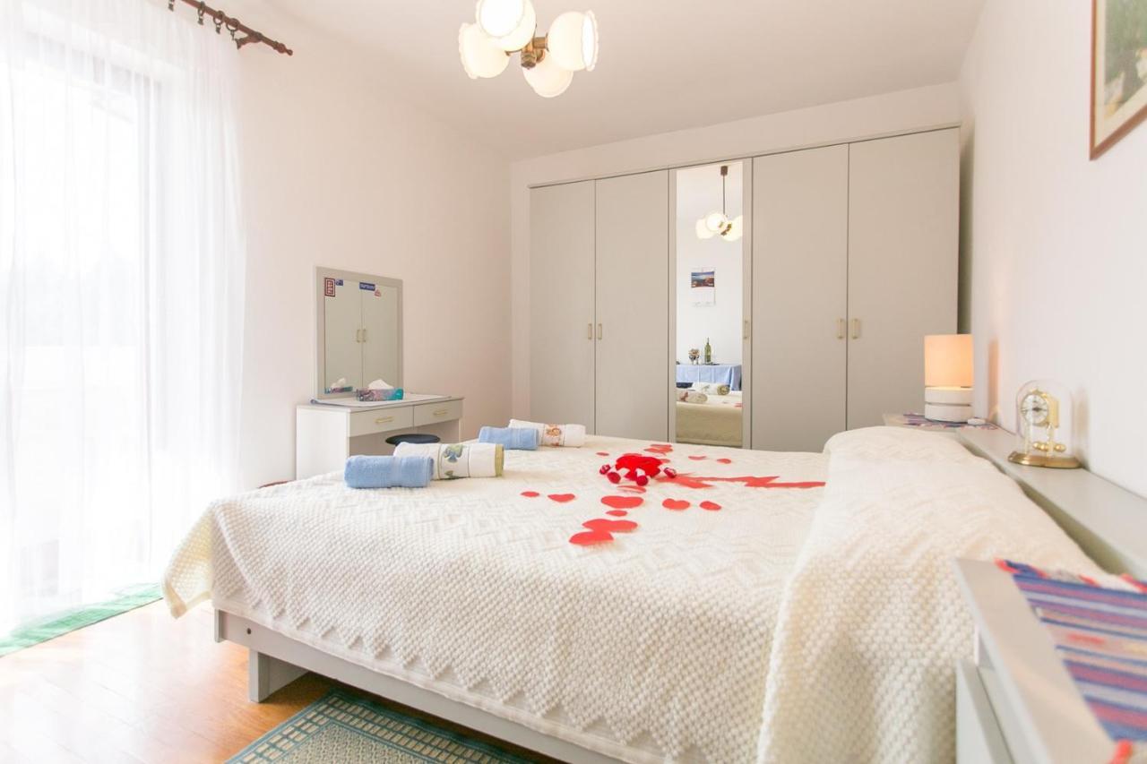 Apartment House Matosevic Porec Room photo